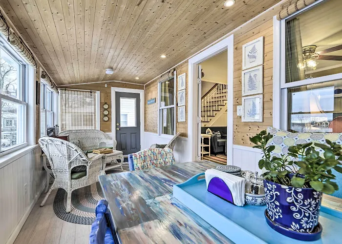 Lakefront Home, Close To Mt Southington!